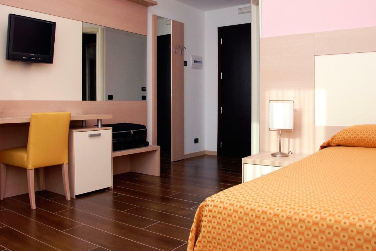 Groane Hotel Residence Cesano Maderno Exterior foto
